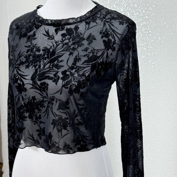 Black Sheer Mesh Floral Crop Top XL Long Sleeve Flocked Burnout Y2K Goth Grunge - Picture 11 of 12
